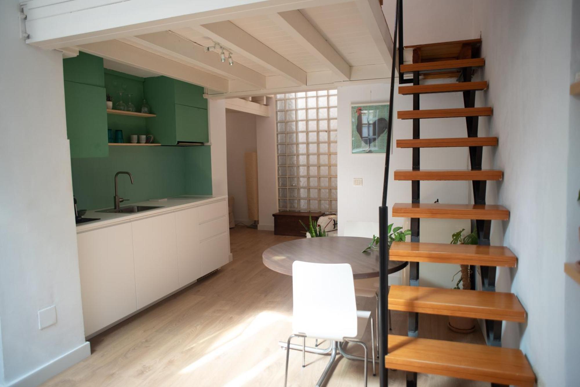 Cozy & Quiet Apartment In The Center Málaga Exteriör bild